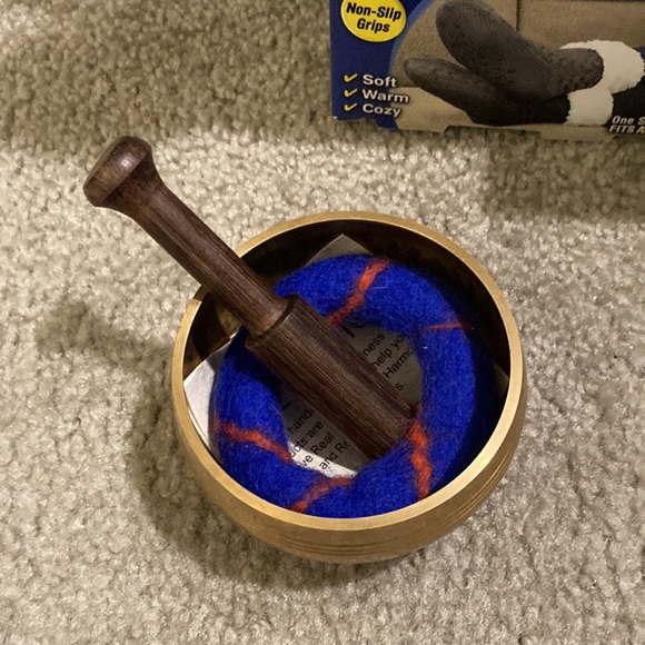 BUNDLE: Aroma Diffuser Humidifier, Stress Relief Cards, Cozy Socks, Singing Bowl - Picture 9 of 10